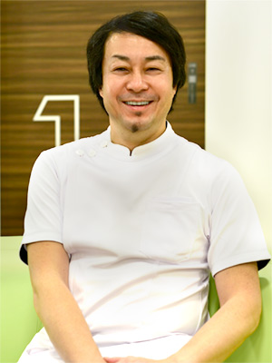 院長 中西 基